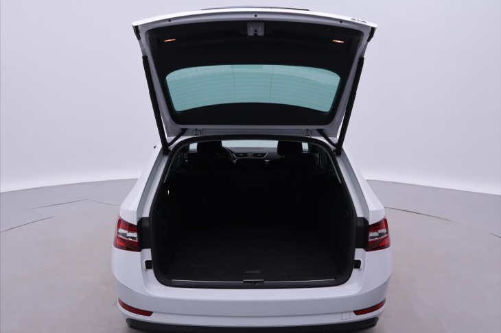 Škoda Superb 2,0 TDI 140 4x4 DSG Style