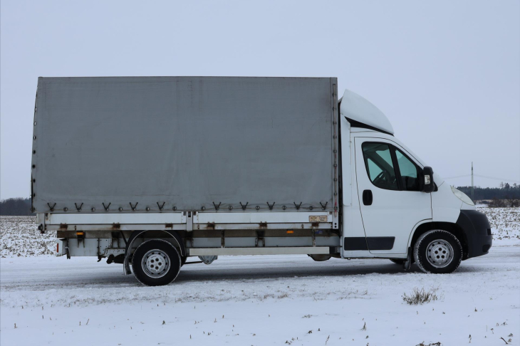 Peugeot Boxer 2,2 HDi 88kW L4H3 CZ 8 palet