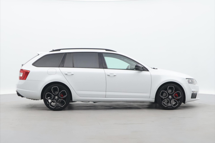 Škoda Octavia 2,0 TSI 169kW DSG 1.Maj. RS