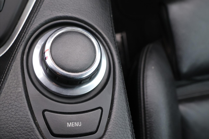BMW Řada 6 3,0 635d 210kW Aut. Navi Xenon