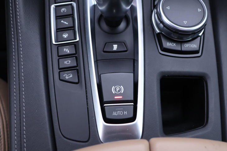 BMW X5 4,4 M40i 423kW xDrive Aut. CZ