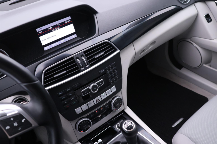 Mercedes-Benz Třídy C 2,1 180CDI Avantgarde Navi