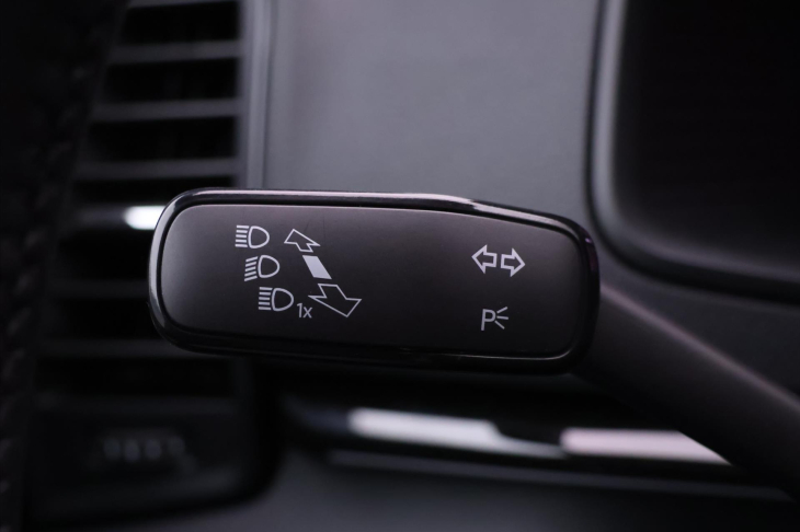 Škoda Karoq 2,0 TDI 4x4 DSG Sportline CZ