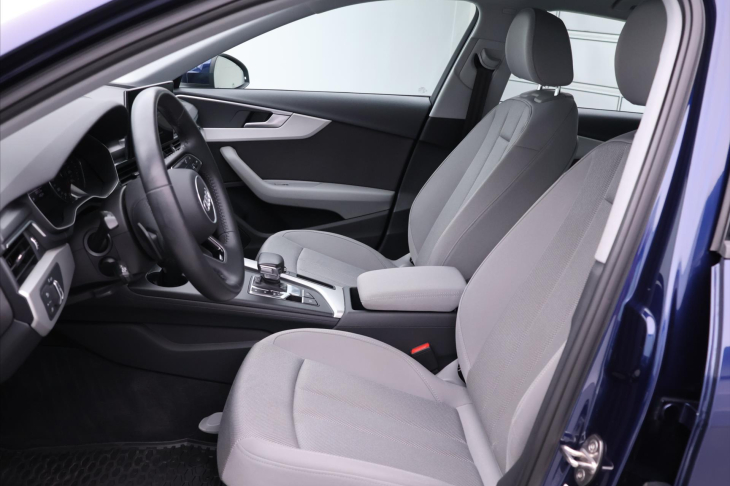 Audi A4 2,0 35 TDI CZ Advanced DPH