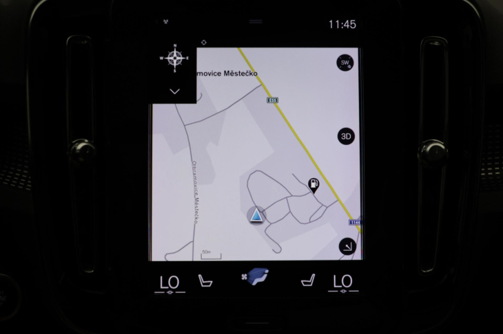 Volvo XC40 2,0 182KW R-DESIGN Kamera DPH