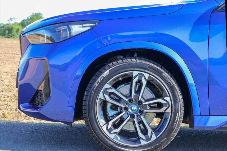 BMW iX1 xDrive30 CZ DPH