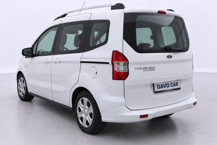 Ford Tourneo 1,5 TDCi 71kW Titanium CZ
