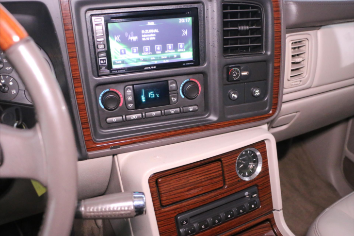 Cadillac Escalade 6,0 V8 257kW Automat Platinum