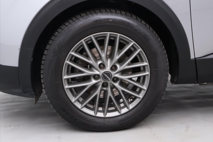 Peugeot 3008 1,2 PT 96kW Aut.klima CZ Serv.k.
