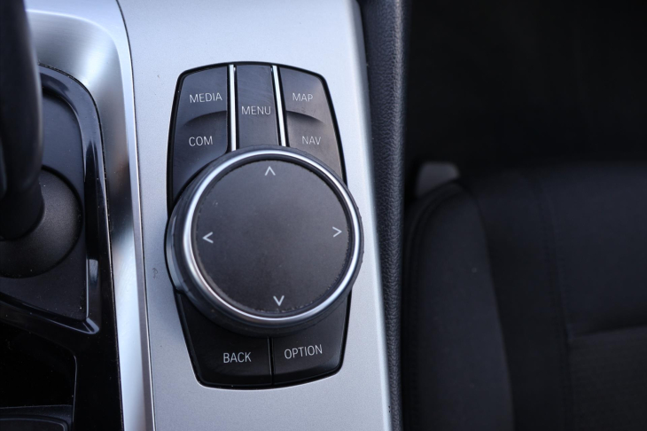 BMW Řada 5 2,0 525d 170kW Aut. Navi LED