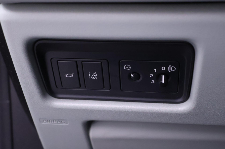 Land Rover Discovery Sport 2,0 TD4 110kW 4x4 Navi Kůže