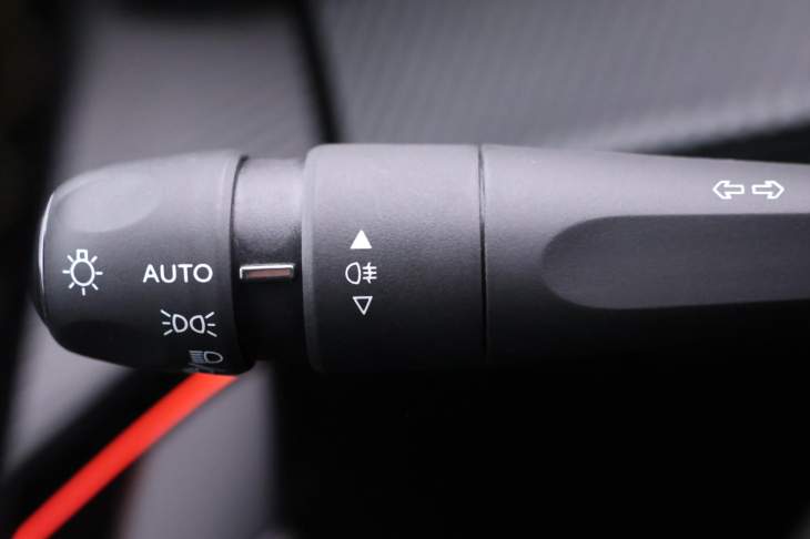 Peugeot 208 1,2 PT 74kW GT-Line LED