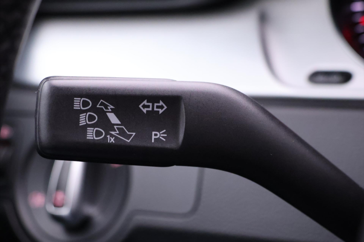 Volkswagen Passat 1,4 TSI 90kW Comfort Navi 1Maj