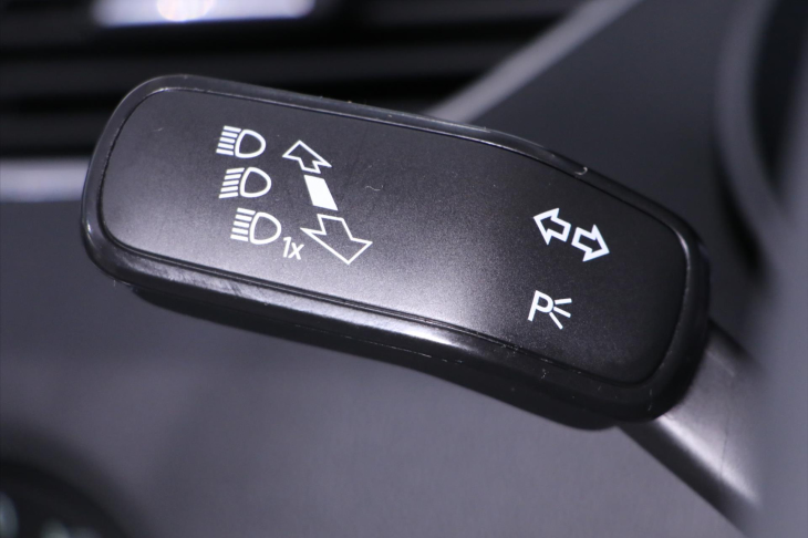 Škoda Octavia 2,0 TDI DSG LED Kessy DPH