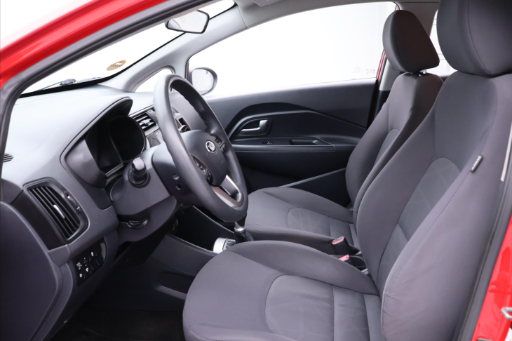 Kia Rio 1,2 CVVT 62kW CZ Klimatizace