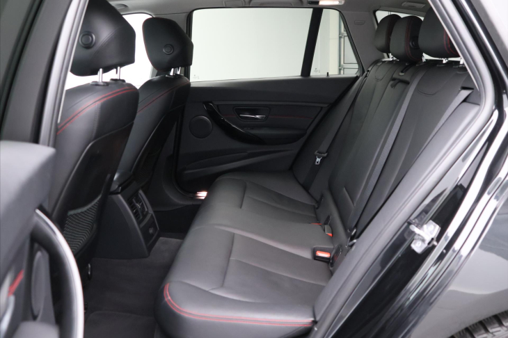 BMW Řada 3 3,0 330d 210kW Aut. xDrive