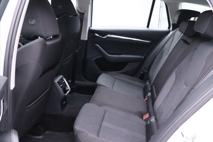 Škoda Octavia 2,0 TDI 85kW Style CZ DPH