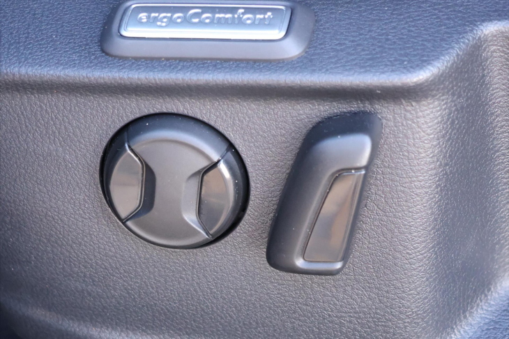 Volkswagen Passat 1,4 TSI 110kW DSG Comfort LED