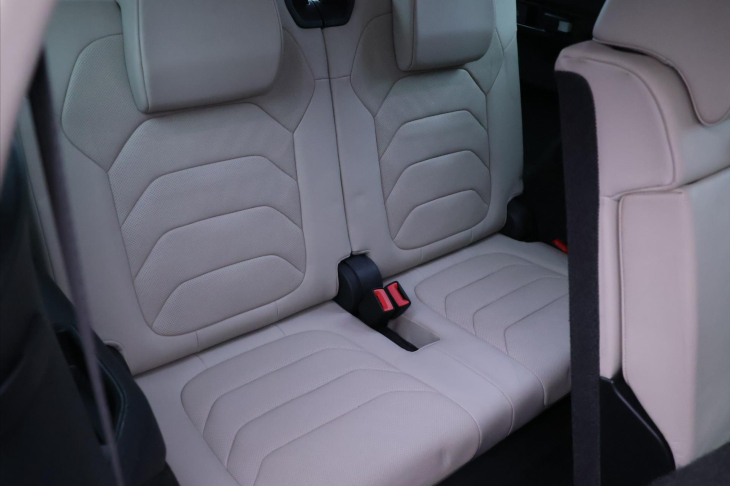 Škoda Kodiaq 2,0 TSI DSG 4x4 CZ Style 7Míst