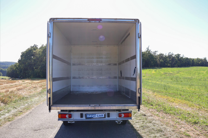 Peugeot Boxer 2,2 BlueHDI 121kW L4 CZ 1 Maj