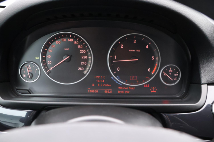 BMW Řada 5 3,0 530d 190kW Touring