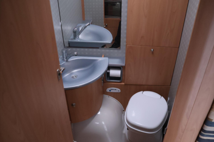 Renault Ostatní 3,0 dCi 100kW klima Obytný vůz