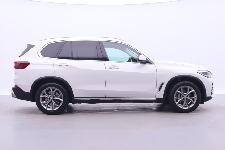BMW X5 3,0 210kW XDrive30d CZ DPH