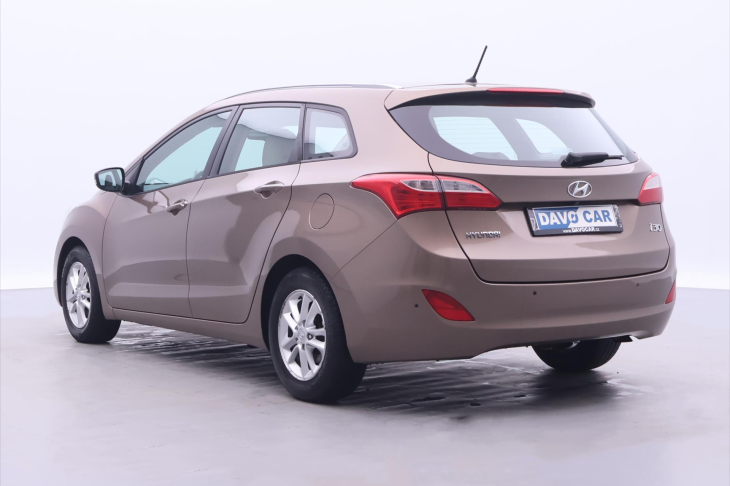 Hyundai i30 1,6 GDi 99kW CZ Trikolor Plus