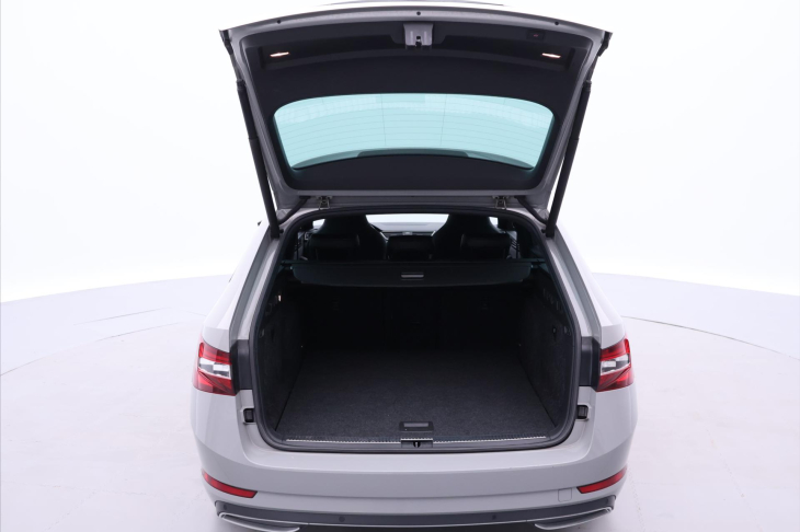 Škoda Superb 2,0 TDI 140 kW Sportline DSG