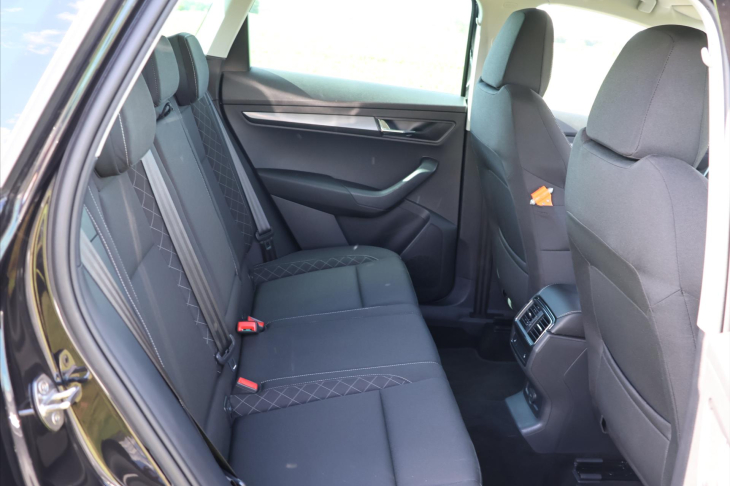 Škoda Karoq 1,0 TSI Soleil LED 1.Majitel