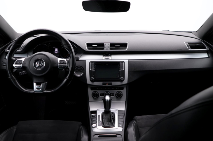 Volkswagen CC 2.0 TDI 110kW DSG CZ R-LINE