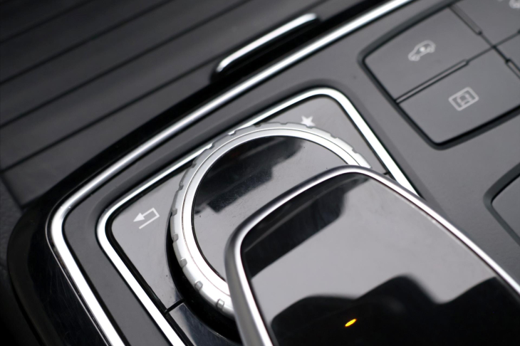 Mercedes-Benz GLE 3,0 350d 227kW AMG H&K LED CZ
