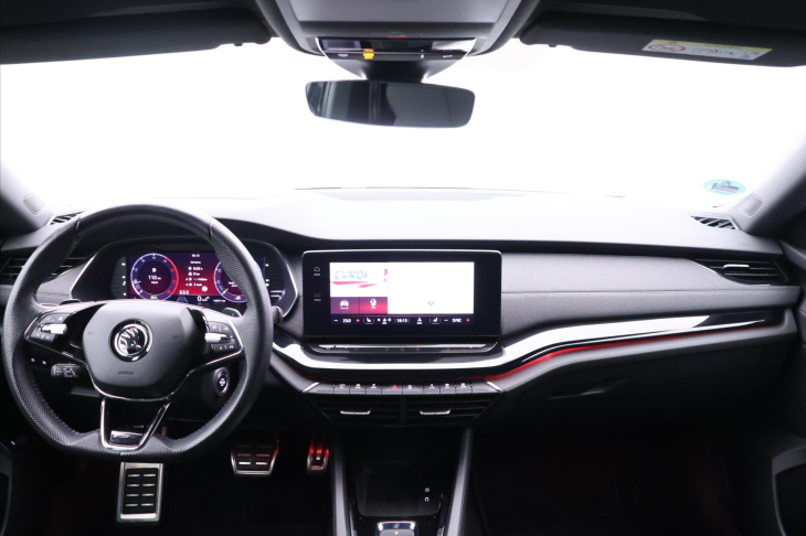 Škoda Octavia 2,0 TDI 110kW DSG Sportline DPH