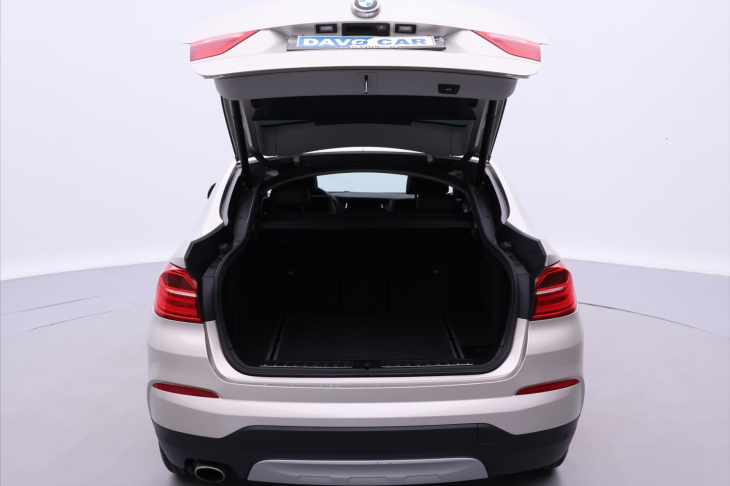BMW X4 2.0 140kW xDrive Kůže Klima CZ