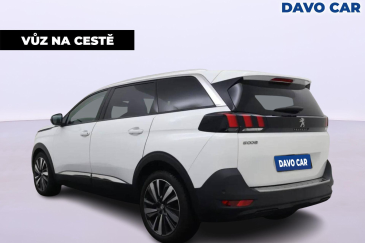 Peugeot 5008 1,2 PT Premium 7míst serv.kn.