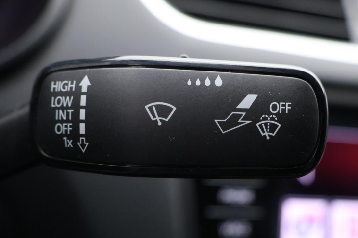 Škoda Octavia 2,0 TSI RS 245 DSG CZ LED DPH