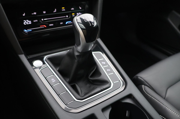 Volkswagen Passat 2.0 TDI Matrix Virtual DPH