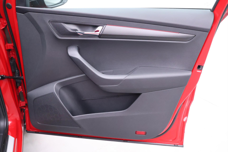 Škoda Karoq 1,5 TSI DSG Sportline 1Maj DPH