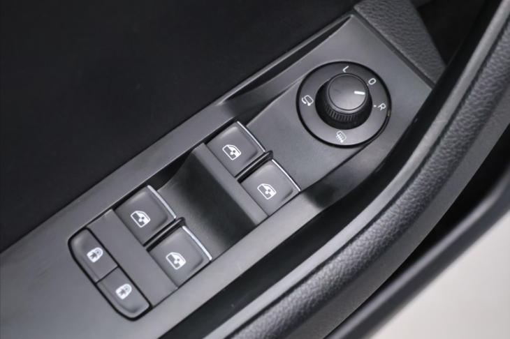 Škoda Superb 2,0 TDI 110 kW Style DSG