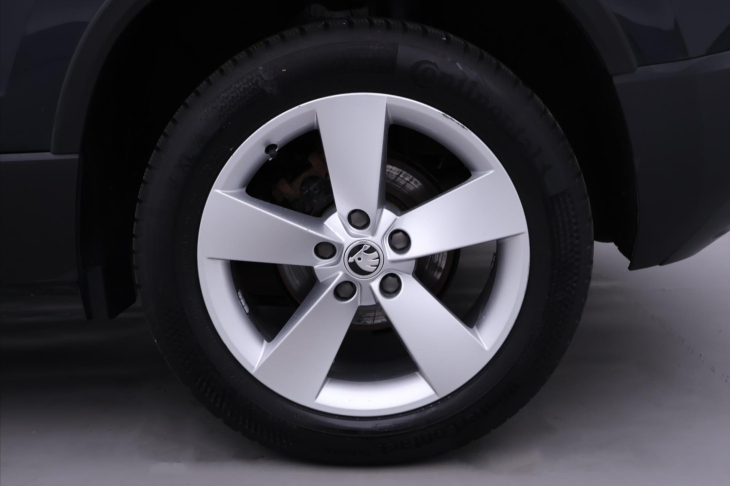 Škoda Karoq 1,6 TDI 85kW DSG Ambition CZ DPH