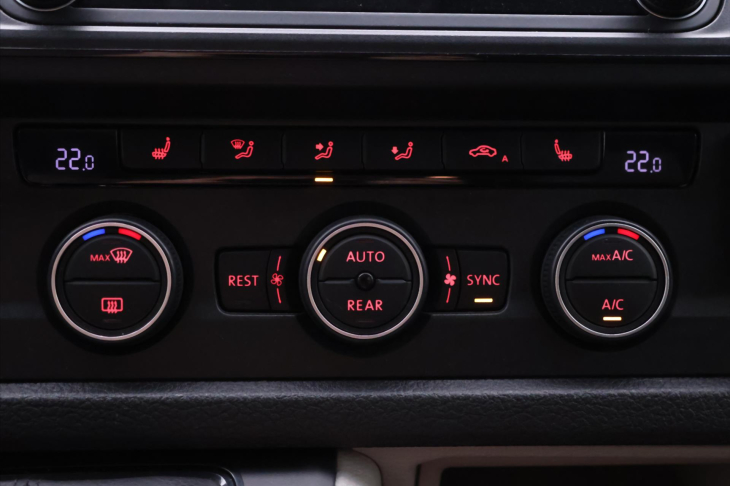 Volkswagen Caravelle 2,0 TDI 150kW Comfortline 9Míst