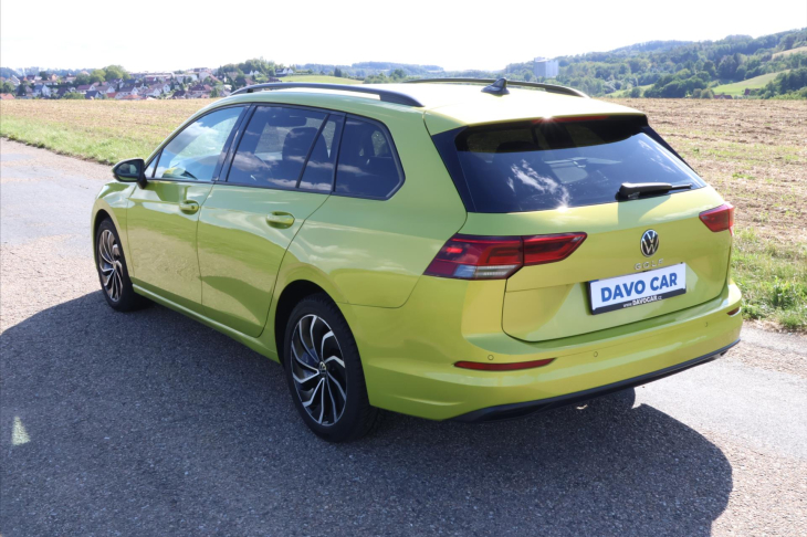 Volkswagen Golf 1,5 TSI 110kW CZ LED 1.Maj