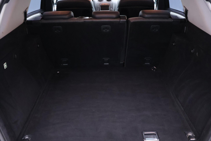 Mercedes-Benz Třídy M 3,0 300 CDI 4Matic 150kW CZ