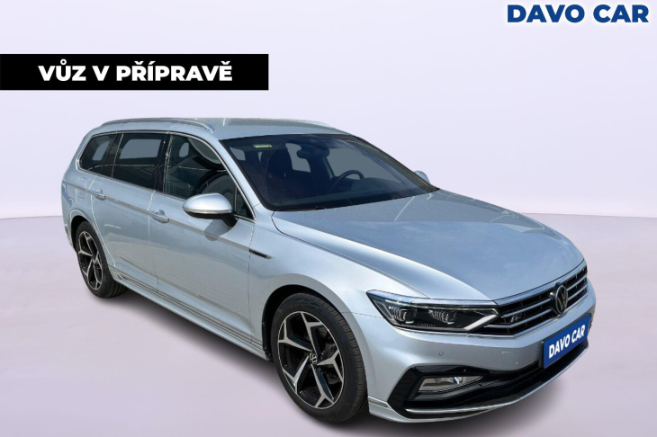 Volkswagen Passat 2.0 TDI DSG R-LINE Matrix