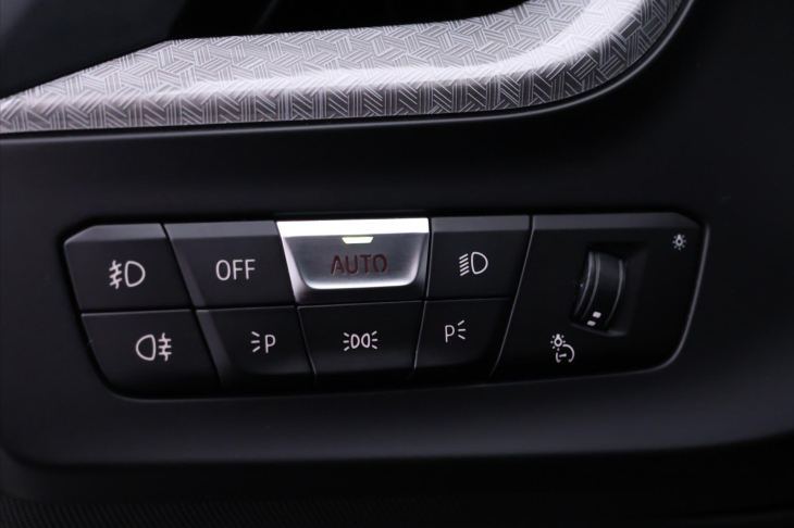 BMW Řada 1 1,5 116d 85kW M-Sport Head-Up