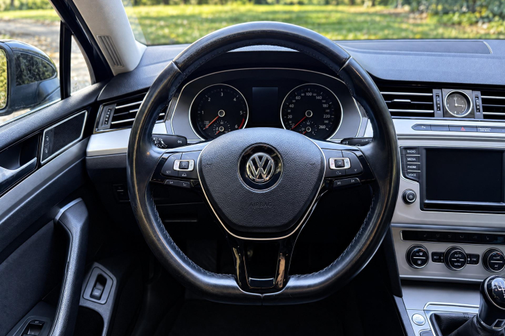 Volkswagen Passat 2,0 TDI 110kW Comfortline Navi