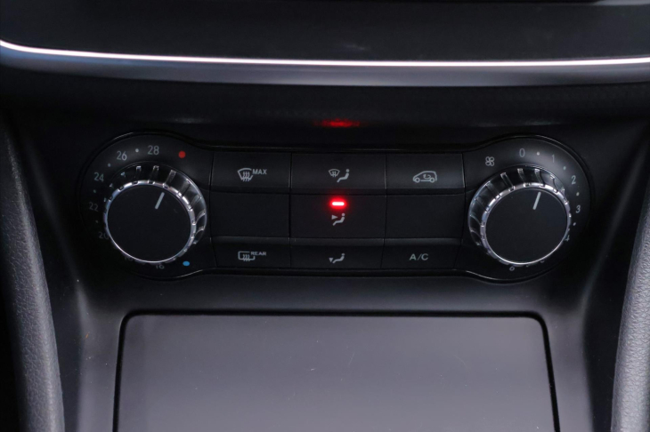 Mercedes-Benz Třídy A 1,8 180CDI 80kW Aut. CZ Xenon