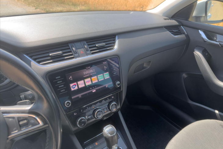 Škoda Octavia 1,6 TDI DSG CZ Style LED DPH