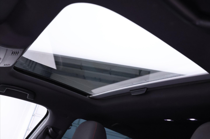 Volkswagen Golf 2,0 TSI 169kW GTI Performance