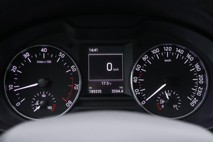 Škoda Octavia 1,4 TSI 103kW Serv.Kniha 1.Maj